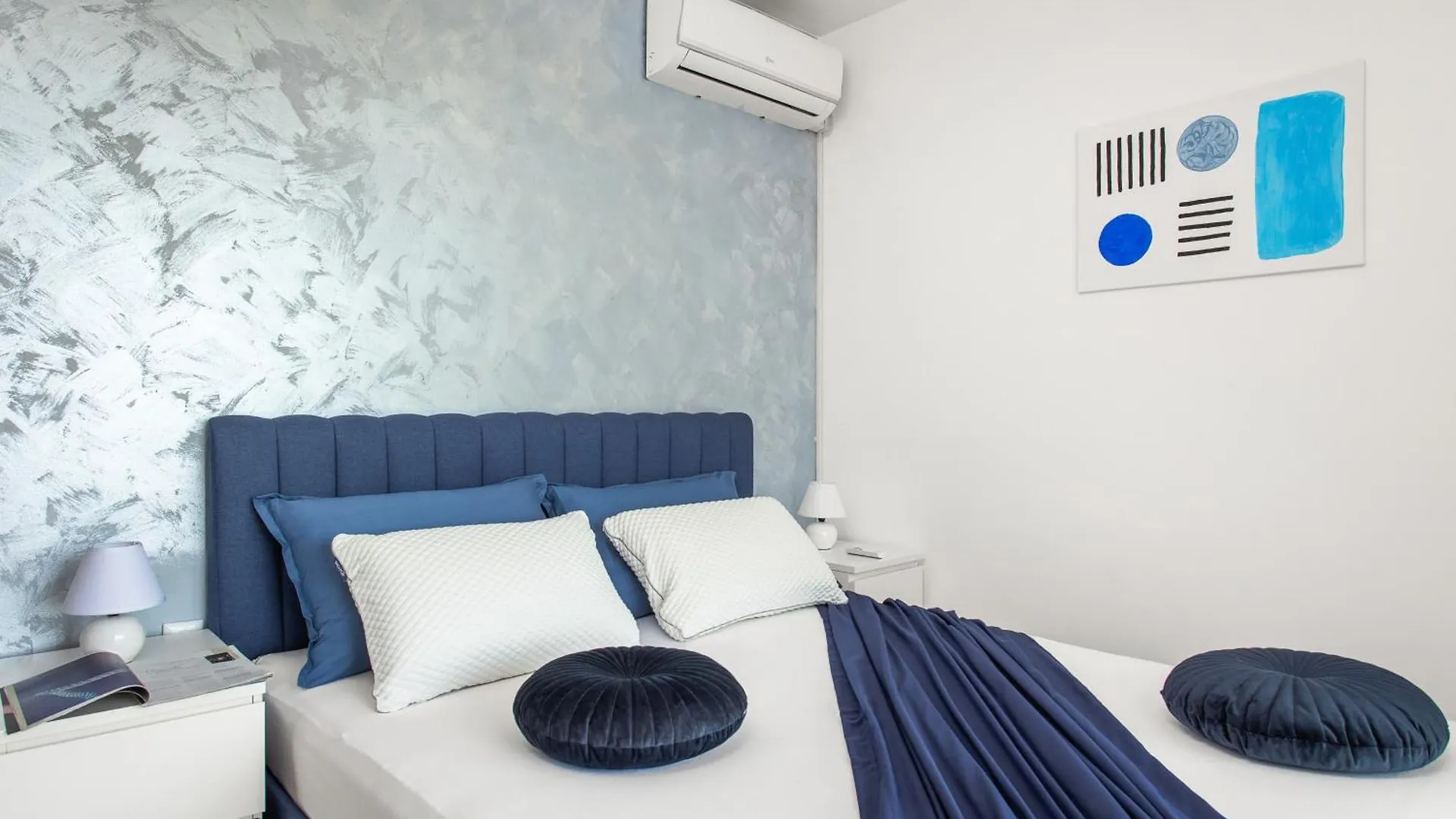 Villa Angie In Central Istria For 10 Persons With Private Heated Pool & Kids Playground Vodnjan