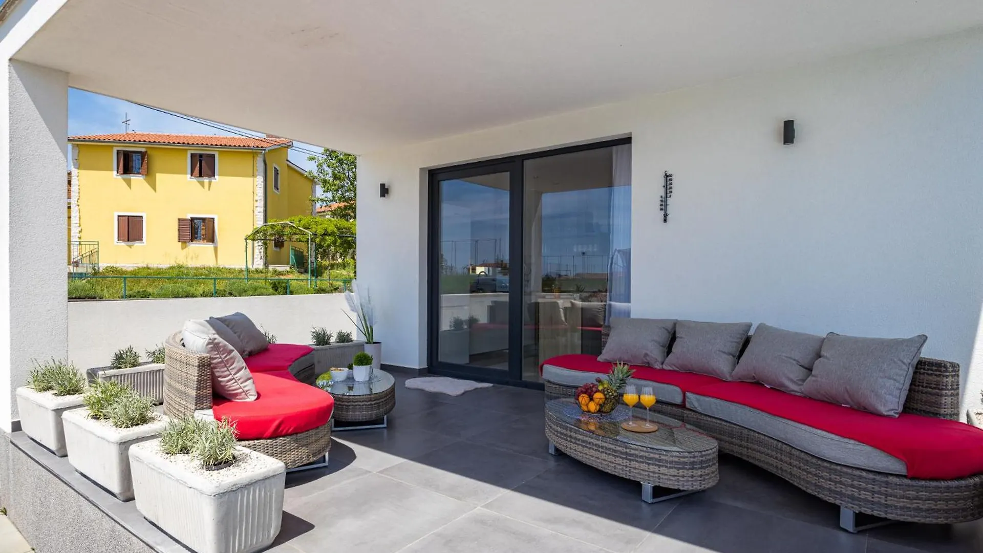 Villa Angie In Central Istria For 10 Persons With Private Heated Pool & Kids Playground Vodnjan