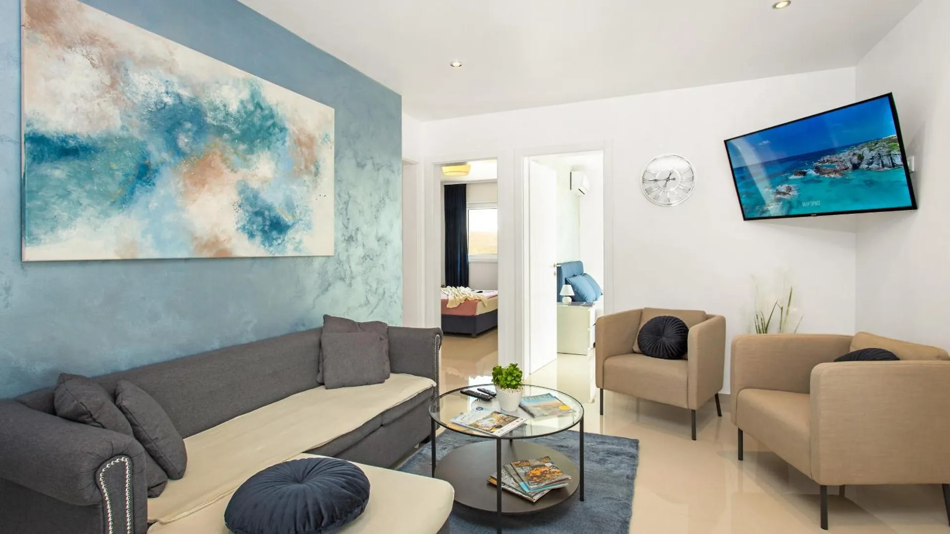 Villa Angie In Central Istria For 10 Persons With Private Heated Pool & Kids Playground Vodnjan Chorvatsko