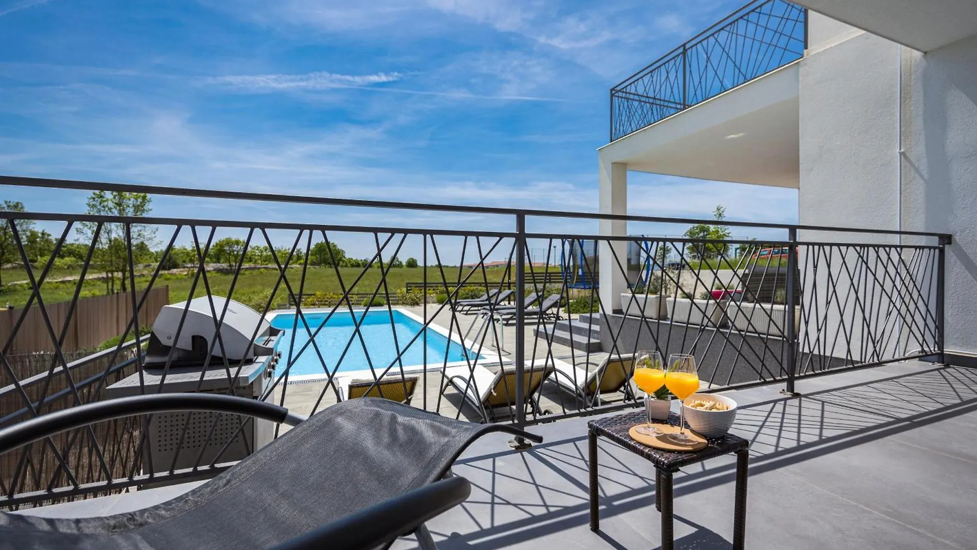 Villa Angie In Central Istria For 10 Persons With Private Heated Pool & Kids Playground Vodnjan